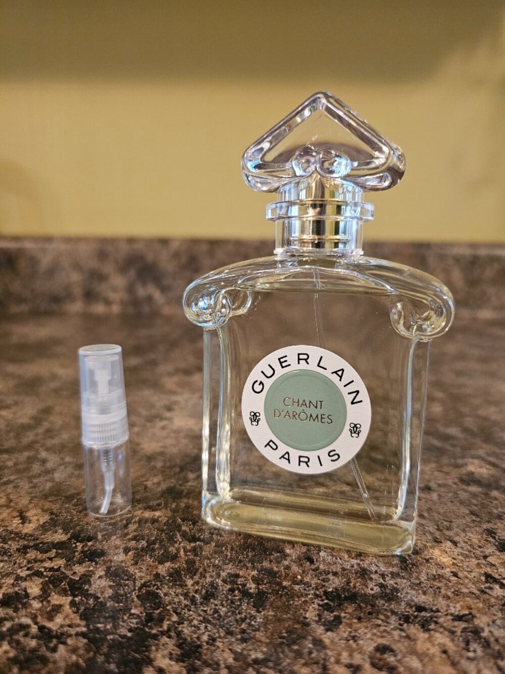 2 ML Sample CHANT D'AROMES by Guerlain EDP Perfume Travel Spray